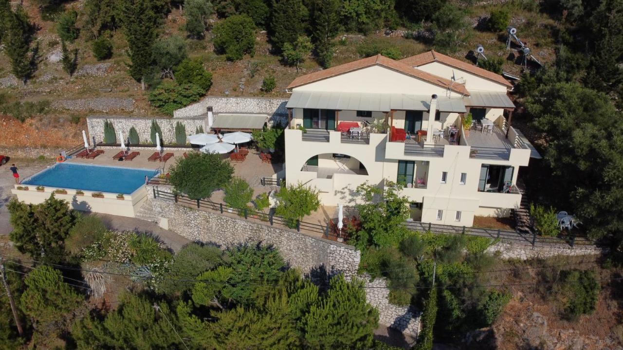 Green Villa Áyios Nikítas Extérieur photo