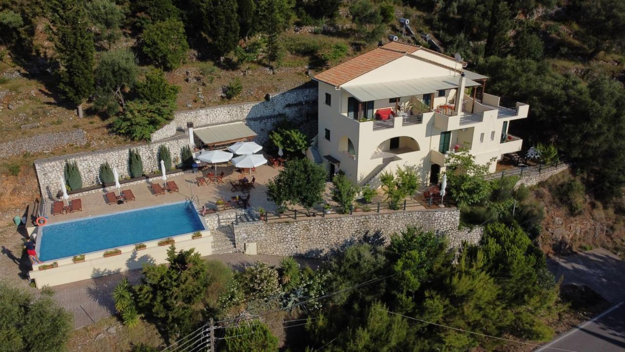 Green Villa Áyios Nikítas Extérieur photo