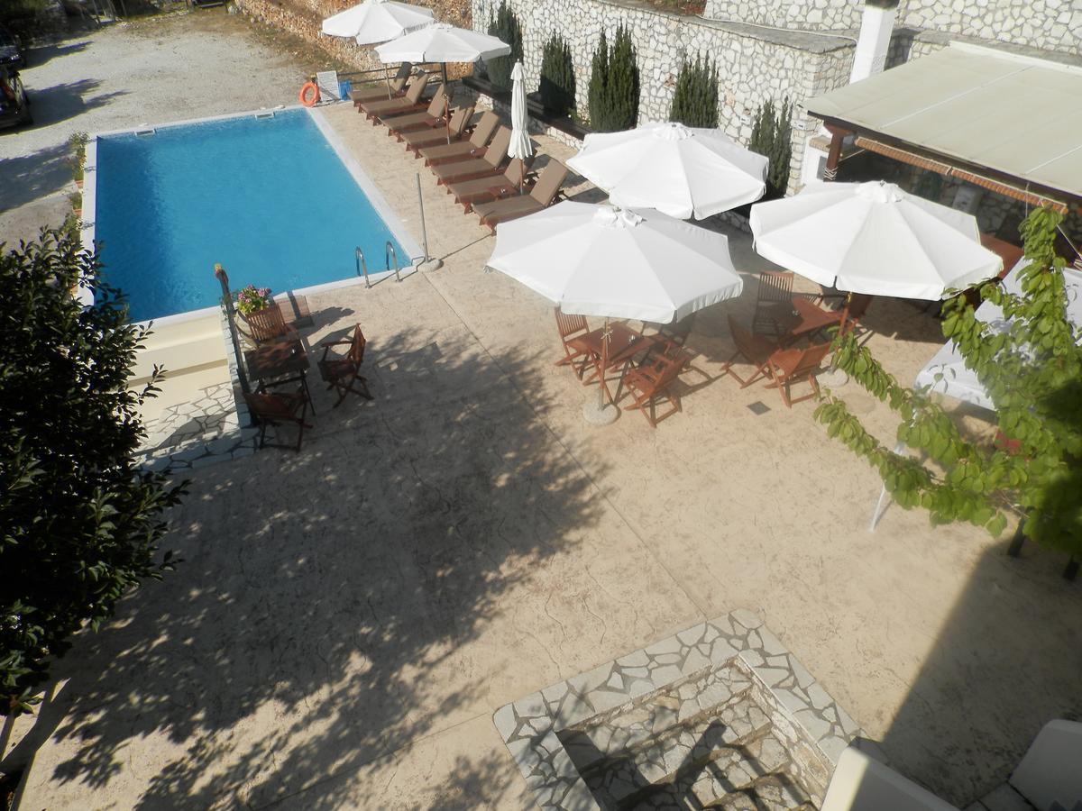 Green Villa Áyios Nikítas Extérieur photo