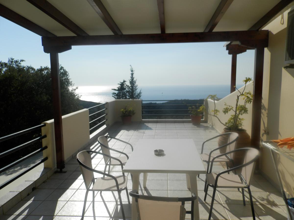 Green Villa Áyios Nikítas Extérieur photo