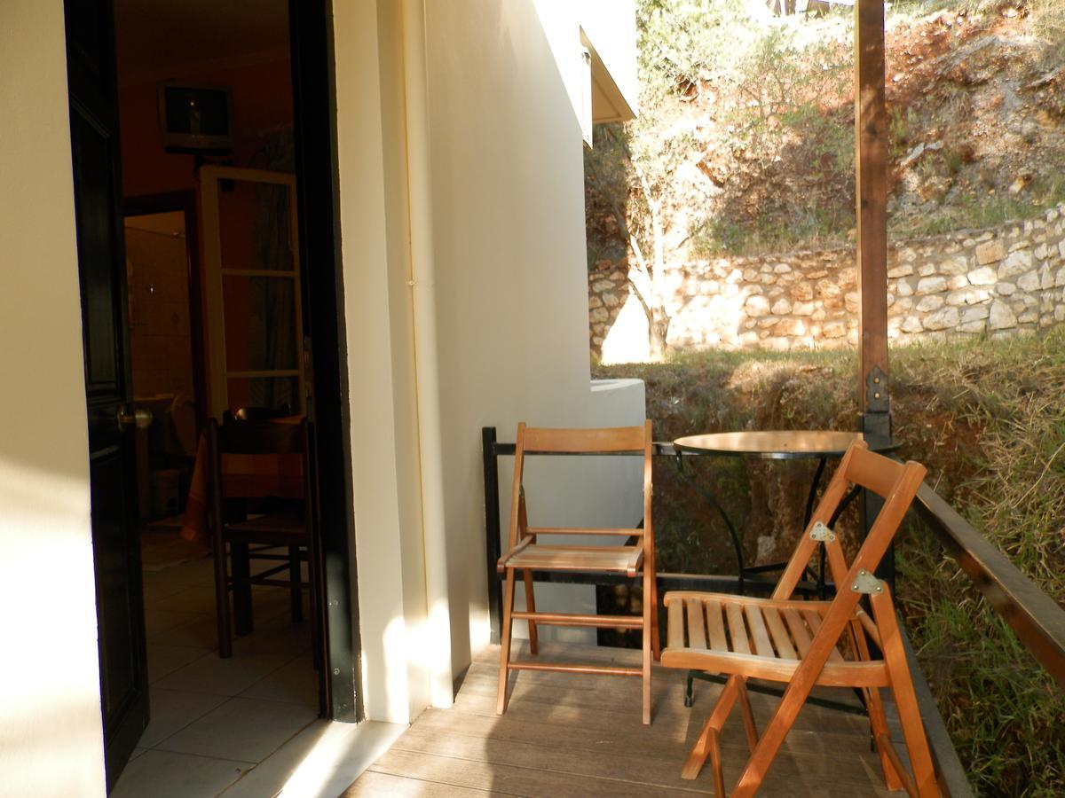 Green Villa Áyios Nikítas Extérieur photo