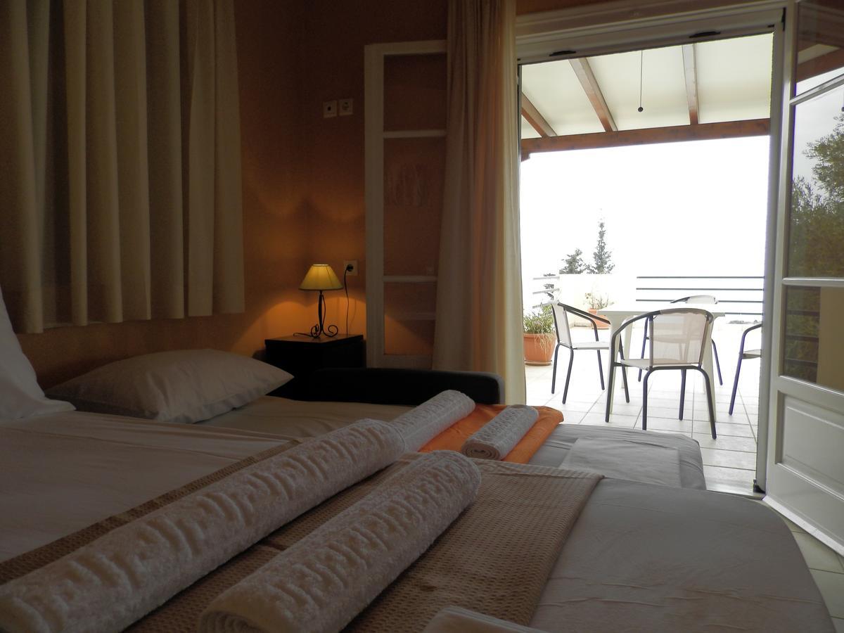 Green Villa Áyios Nikítas Extérieur photo