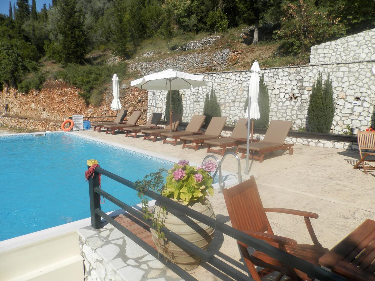 Green Villa Áyios Nikítas Extérieur photo