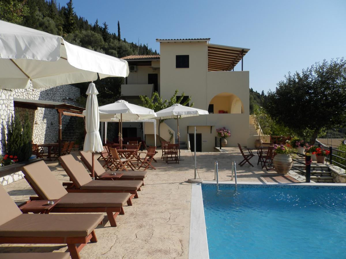 Green Villa Áyios Nikítas Extérieur photo